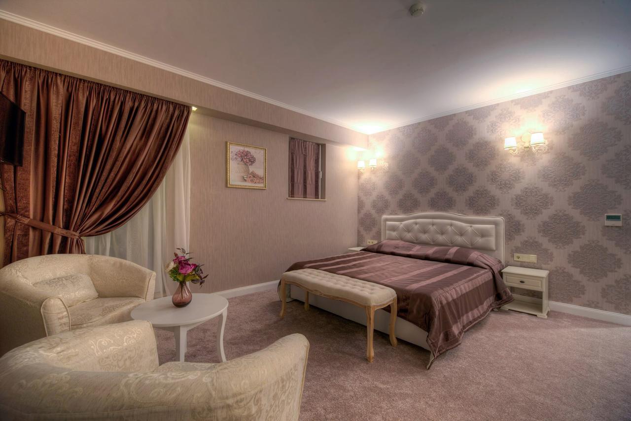 Otel Family Agoncev 3*