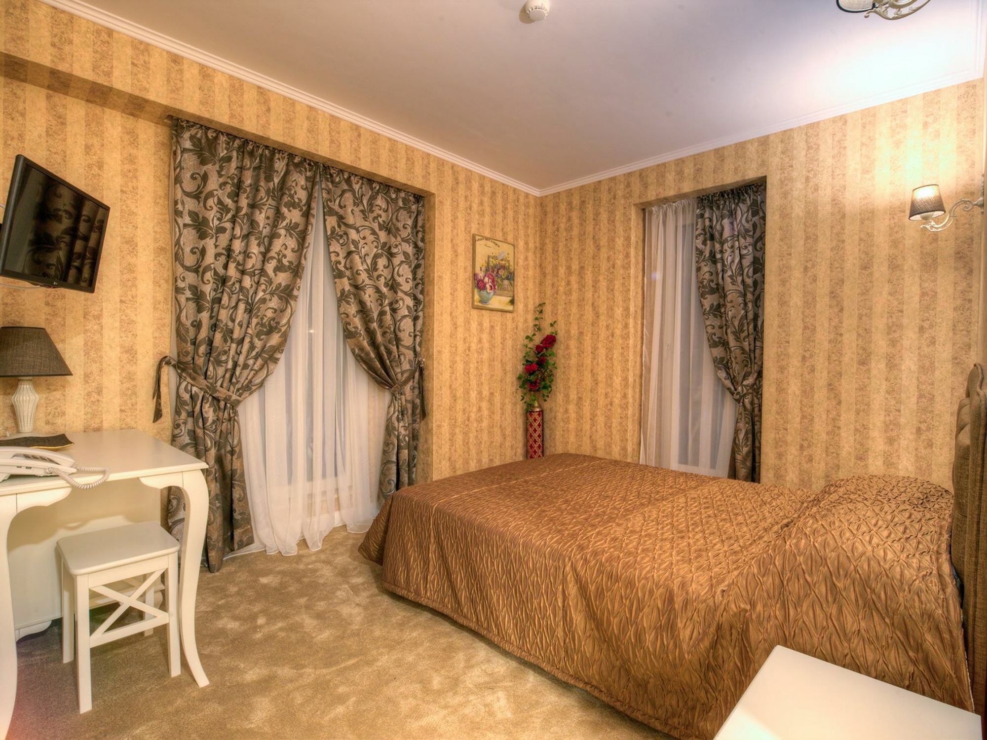 Hotel Family Agoncev 3*